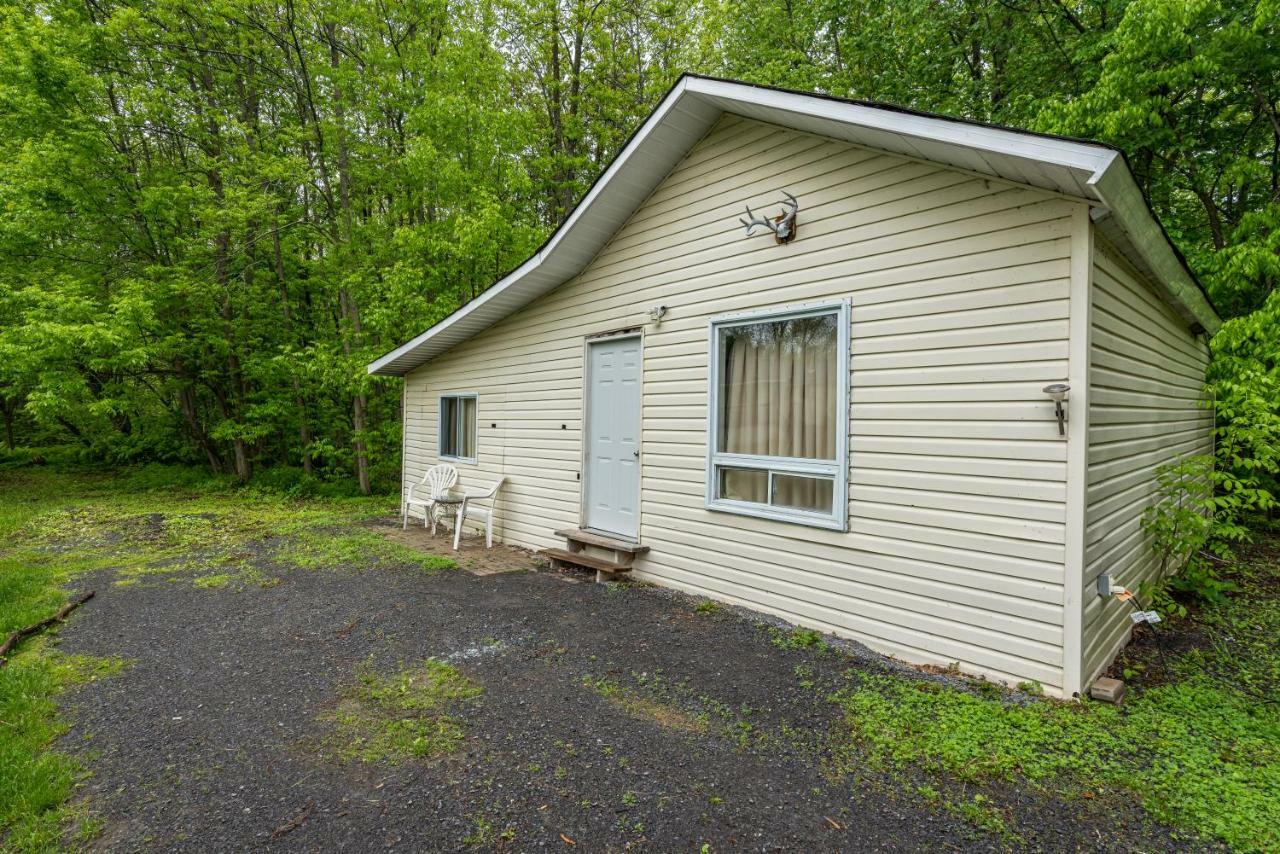 Long Sault Motel Bagian luar foto
